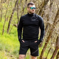 GENIUS SHORTS pánské outdoorové kraťasy černá